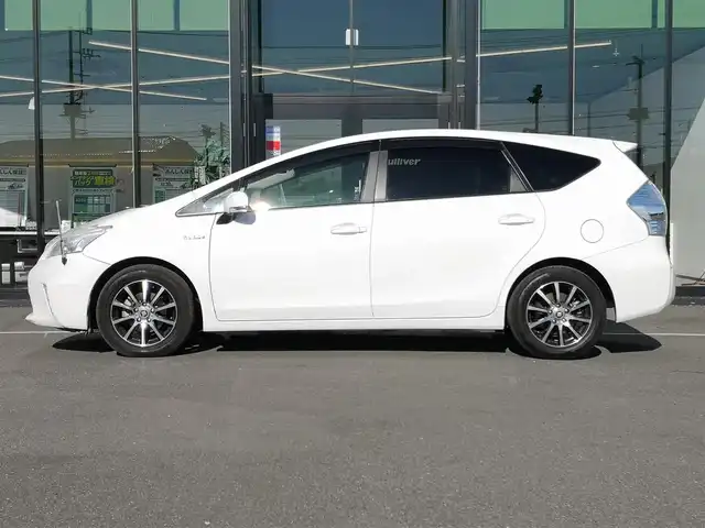 トヨタ プリウス α S Lセレクション 茨城県 2012(平24)年 6.7万km スーパーホワイトⅡ 純正ナビ/【AM・FM・DISC・HDD・USB・BT・TV・SD】/ETC/Bカメラ/ステリモ/リアスポイラー/オートライト/Fフォグ/ハロゲンライト/社外アルミホイール/電格ミラー/ウインカーミラー/オートエアコン/プッシュスタート/スマートキー