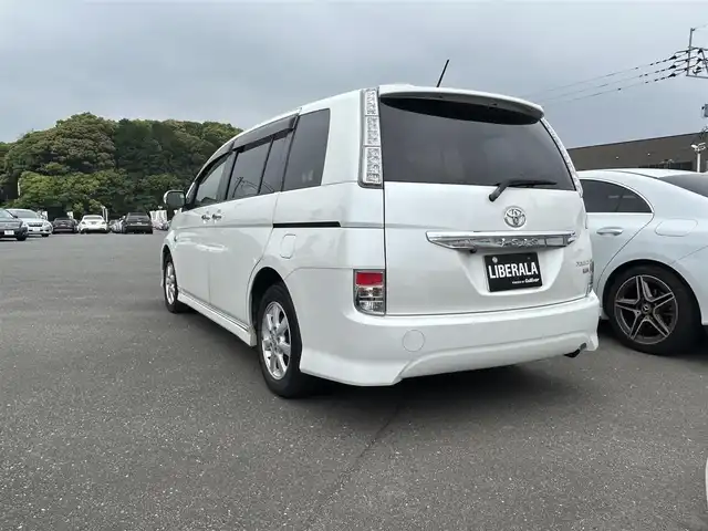 トヨタ アイシス プラタナ Vセレクション 福岡県 2012(平24)年 11.9万km ホワイトパールクリスタルシャイン 社外ナビ/Bluetooth/フルセグTV/バックカメラ/両側パワースライドドア/HIDライト/オートライト/ドアバイザー/ETC