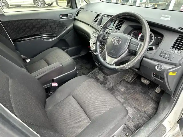 トヨタ アイシス プラタナ Vセレクション 福岡県 2012(平24)年 11.9万km ホワイトパールクリスタルシャイン 社外ナビ/Bluetooth/フルセグTV/バックカメラ/両側パワースライドドア/HIDライト/オートライト/ドアバイザー/ETC