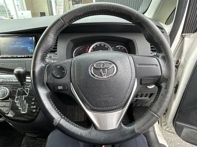 トヨタ アイシス プラタナ Vセレクション 福岡県 2012(平24)年 11.9万km ホワイトパールクリスタルシャイン 社外ナビ/Bluetooth/フルセグTV/バックカメラ/両側パワースライドドア/HIDライト/オートライト/ドアバイザー/ETC
