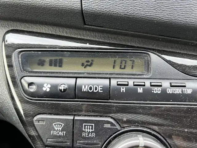 トヨタ アイシス プラタナ Vセレクション 福岡県 2012(平24)年 11.9万km ホワイトパールクリスタルシャイン 社外ナビ/Bluetooth/フルセグTV/バックカメラ/両側パワースライドドア/HIDライト/オートライト/ドアバイザー/ETC
