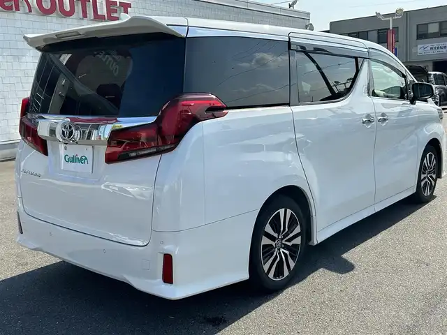トヨタ アルファード S Cパッケージ 群馬県 2022(令4)年 2.7万km ホワイトパールクリスタルシャイン ナビゲーション/ブルートゥース接続/USB接続/CD&DVD/バックカメラ/ETC2.0/衝突軽減ブレーキ/アダプティブクルーズ/車線逸脱警報/シートヒーター/エアーシート/ハンドルヒーター/デュアルエアコン/ダブルサンルーフ/革シート/全席電動シート/オットマン/保証書/取扱説明書/整備手帳