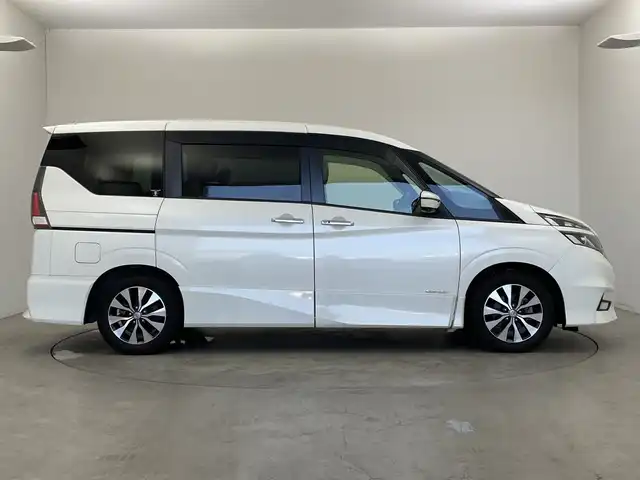 日産 セレナ ハイウェイスターVセレクションⅡ 新潟県 2019(令1)年 7.8万km ブリリアントホワイトパール 純正9インチナビ/フルセグTV/両側パワースライドドア/プロパイロット/アラウンドビューモニター/インテリジェントエマージェンシーブレーキ/オートライト