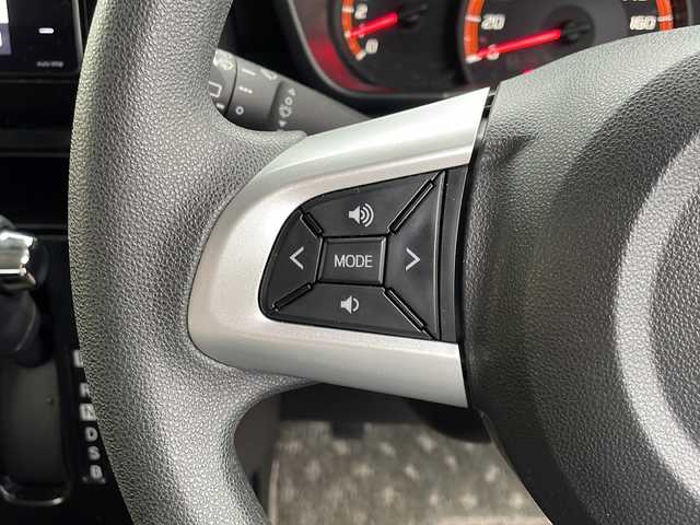 トヨタ ルーミー G 新潟県 2019(平31)年 3.2万km ファイアークォーツレッドM フルセグテレビ/ナビ（Bluetooth/DTV/FM/AM）/バックカメラ/ウィンカーミラー/前後ドライブレコーダー/冬タイヤ/オートライト/ビルトインETC/電動格納ミラー/ドアバイザー/プッシュスタート/ウィンカーミラー