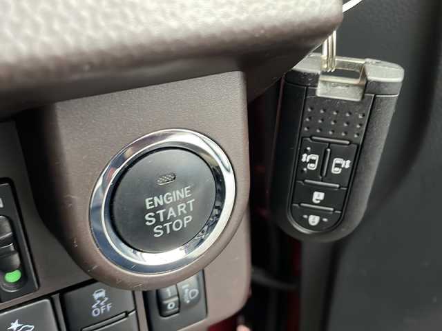トヨタ ルーミー G 新潟県 2019(平31)年 3.2万km ファイアークォーツレッドM フルセグテレビ/ナビ（Bluetooth/DTV/FM/AM）/バックカメラ/ウィンカーミラー/前後ドライブレコーダー/冬タイヤ/オートライト/ビルトインETC/電動格納ミラー/ドアバイザー/プッシュスタート/ウィンカーミラー