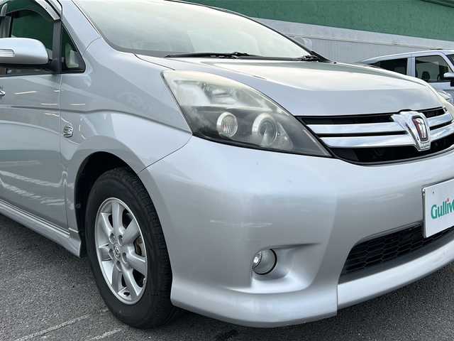 トヨタ アイシス プラタナ Vセレクション 徳島県 2013(平25)年 11.4万km シルバーM 純正SD7型ナビ　NHZD-W62G/バックカメラ/両側電動スライドドア/ドライブレコーダー/ビルトインETC/純正18インチAW/純正フロアマット/ドアバイザー/フォグライト/電動格納ミラー/キセノンヘッドライト/スマートキー/オートライト