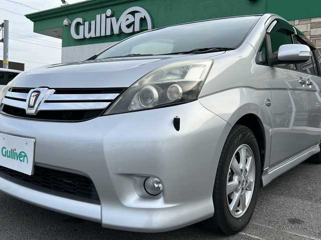 トヨタ アイシス プラタナ Vセレクション 徳島県 2013(平25)年 11.4万km シルバーM 純正SD7型ナビ　NHZD-W62G/バックカメラ/両側電動スライドドア/ドライブレコーダー/ビルトインETC/純正18インチAW/純正フロアマット/ドアバイザー/フォグライト/電動格納ミラー/キセノンヘッドライト/スマートキー/オートライト