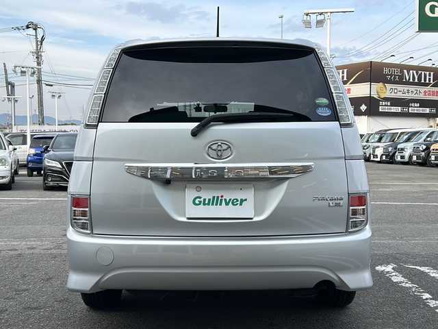 トヨタ アイシス プラタナ Vセレクション 徳島県 2013(平25)年 11.4万km シルバーM 純正SD7型ナビ　NHZD-W62G/バックカメラ/両側電動スライドドア/ドライブレコーダー/ビルトインETC/純正18インチAW/純正フロアマット/ドアバイザー/フォグライト/電動格納ミラー/キセノンヘッドライト/スマートキー/オートライト