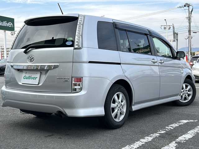 トヨタ アイシス プラタナ Vセレクション 徳島県 2013(平25)年 11.4万km シルバーM 純正SD7型ナビ　NHZD-W62G/バックカメラ/両側電動スライドドア/ドライブレコーダー/ビルトインETC/純正18インチAW/純正フロアマット/ドアバイザー/フォグライト/電動格納ミラー/キセノンヘッドライト/スマートキー/オートライト