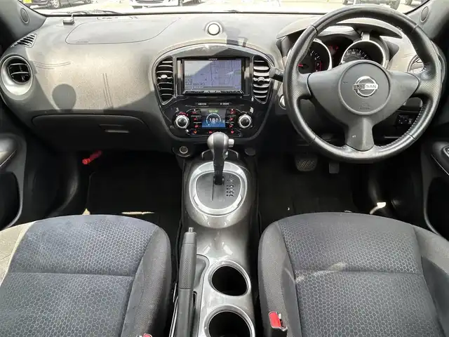 日産 ジューク 15RX タイプV 福島県 2012(平24)年 1.3万km ホワイトパール 社外メモリナビ/　【フルセグ/CD/DVD/BT】/バックカメラ/ハロゲンライト（AUTO機能付き）/フォグランプ/ヘッドライトレベライザー/プッシュスタート/電動格納ミラー/社外フロアマット