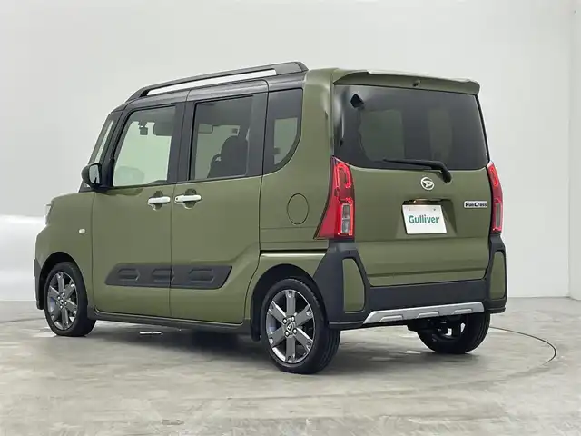 ダイハツ タント ファンクロスターボ 群馬県 2022(令4)年 0.4万km ブラックマイカメタリック/フォレストカーキメタリック ・社外7インチナビ/・バックカメラ/・両側パワースライドドア/・オートハイビーム/・シートヒーター/・純正15インチAW/・ステアリングリモコン/・電子パーキング/・オートブレーキホールド/・スマートキー/・禁煙車