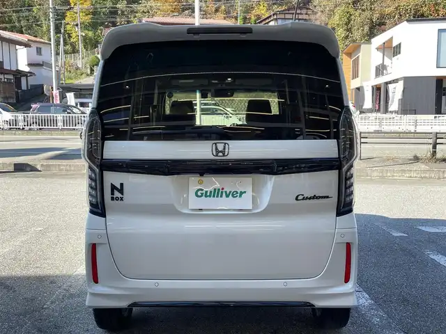 ホンダ Ｎ ＢＯＸ カスタム L ターボ スタイル+ブラック 岐阜県 2022(令4)年 3万km プラチナホワイトパール 純正ナビ(AM/FM/TV/DVD/CD/Bluetooth)/両側パワースライドドア/ハーフレザーシート/シートヒーター/クルーズコントロール/コーナーセンサー/プリクラッシュ/レーンキープアシスト/プッシュスタート/スマートキー/バックカメラ/ドライブレコーダー/オートライト/ETC/純正フロアマット