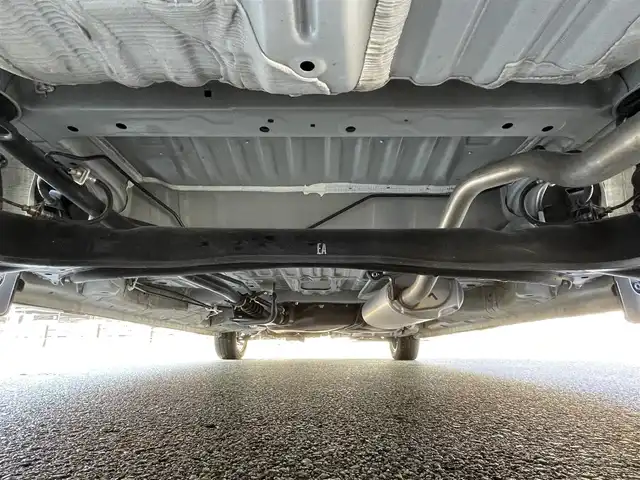 ホンダ Ｎ ＢＯＸ カスタム L ターボ スタイル+ブラック 岐阜県 2022(令4)年 3万km プラチナホワイトパール 純正ナビ(AM/FM/TV/DVD/CD/Bluetooth)/両側パワースライドドア/ハーフレザーシート/シートヒーター/クルーズコントロール/コーナーセンサー/プリクラッシュ/レーンキープアシスト/プッシュスタート/スマートキー/バックカメラ/ドライブレコーダー/オートライト/ETC/純正フロアマット