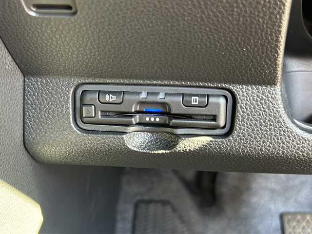 ホンダ Ｎ ＯＮＥ オリジナル スタイル+アーバン 静岡県 2023(令5)年 2.5万km プレミアムアイボリーパールⅡ 純正ナメモリビ/・CD/・DVD/・フルセグＴＶ/・Bluetooth/・USB/・AM/・FM/主要装備/・衝突軽減/・レーンキープ/・追従クルコン/・コーナーセンサー後/・バックカメラ/・ETC/・ドラレコ/・ハーフレザーシート/・シートヒーター/・LEDヘッドライト/・オートライト/・ステリモ/・電動パーキングブレーキ/・オートホールド/・スマートキー/・プッシュスタート/・スペアキー1本