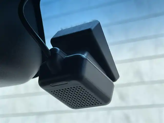 ホンダ Ｎ ＢＯＸ カスタム L ターボ 群馬県 2022(令4)年 6.8万km プラチナホワイトパール ホンダセンシング/・衝突軽減ブレーキ/・誤発進抑制機能/・路外逸脱抑制機能/・アダプティブクルーズコントロール/・車線維持支援システム/・オートハイビーム/・先行車発進お知らせ機能/・標識認識機能/社外9インチナビ/　　フルセグ/Bluetooth/CD/DVD/MSV/    SD/USB/FM/AM/ipod/AUX/バックカメラ/両側パワースライドドア/オートLEDヘッドライト/フォグランプ/レザーシート/前席シートヒーター/電動パーキングブレーキ/オートブレーキホールド/スマートキー/ステアリングスイッチ/ビルドインETC