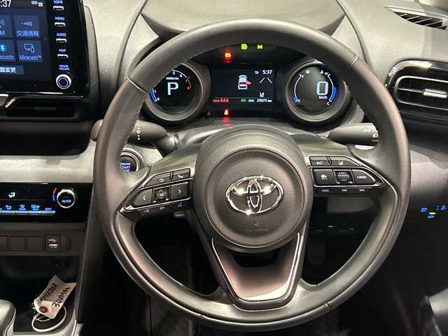 トヨタ ヤリスクロス G 埼玉県 2023(令5)年 2.9万km ダークブルーマイカM トヨタセーフティセンス/純正ディスプレイオーディオ/　　BT/USB/アラウンドビューモニター/・プリクラッシュセーフティ/・レーントレーシングアシスト＋レーンディパーチャーアラート/・レーダークルーズコントロール/・オートマチックハイビーム/・プロアクティブドライビングアシスト/クリアランスソナー/純正16インチアルミホイール/オートブレーキホールド/ETC/スマートキー/記念車