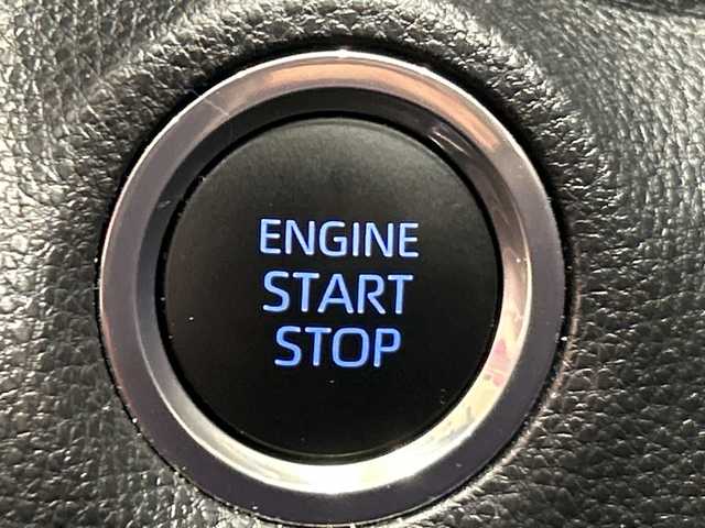 トヨタ ヤリスクロス G 埼玉県 2023(令5)年 2.9万km ダークブルーマイカM トヨタセーフティセンス/純正ディスプレイオーディオ/　　BT/USB/アラウンドビューモニター/・プリクラッシュセーフティ/・レーントレーシングアシスト＋レーンディパーチャーアラート/・レーダークルーズコントロール/・オートマチックハイビーム/・プロアクティブドライビングアシスト/クリアランスソナー/純正16インチアルミホイール/オートブレーキホールド/ETC/スマートキー/記念車