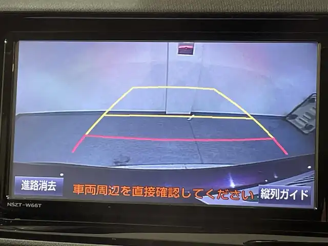 トヨタ アクア S スタイルブラック 愛知県 2017(平29)年 6万km ディープアメジストマイカメタリック 純正ナビ　/（AM/FM/CD/DVD/ SD/フルセグTV/Bluetooth）/衝突軽減ブレーキ　/ＥＴＣ　/バックカメラ　/レーンキープアシスト/横滑り防止装置　/オートハイビーム　/プッシュスタート　/スマートキー　/アイドリングストップ　/ミュージックサーバー　/純正フロアマット　/オートライト