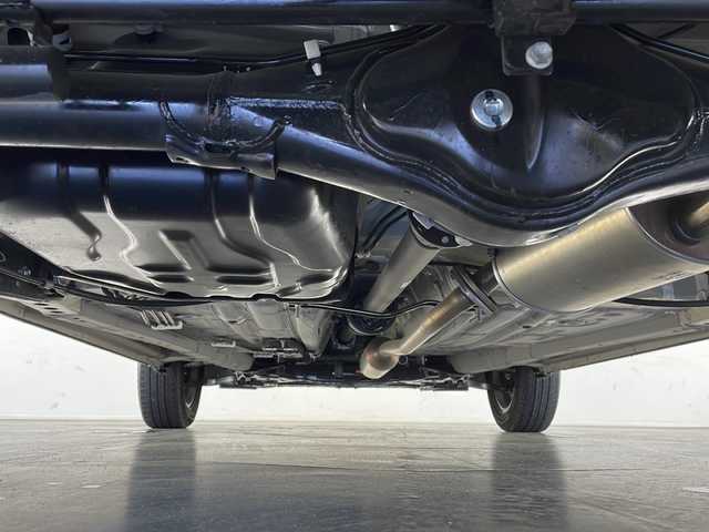 スズキ クロスビー HYBRID MZ 長野県 2019(平31)年 1.1万km キャラバンアイボリーパールメタリック/ホワイト 2トーンルーフ 4WD/純正ナビ(AVIC-RLS901ZS/BT&CD&DVD&SD&USB&フルセグTV)/バックモニター/全方位カメラ/ビルトインETC2.0/クルーズコントロール/純正ドライブレコーダー(ND-DVR1347ZS)/アイドリングストップ/衝突被害軽減ブレーキ/レーンキープアシスト/後方コーナーセンサー/前席シートヒーター/ダウンヒルアシストコントロール/電動格納ミラー/フォグランプ/オートライト/純正16インチアルミホイール装着/ドアバイザー/パドルシフト/ステアリングスイッチ/シートリフター/スマートキー/スペアキー1本/プッシュスタート