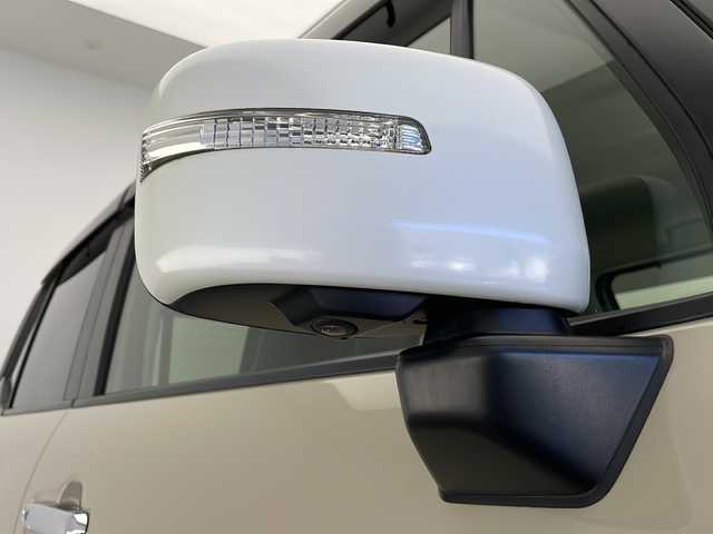 スズキ クロスビー HYBRID MZ 長野県 2019(平31)年 1.1万km キャラバンアイボリーパールメタリック/ホワイト 2トーンルーフ 4WD/純正ナビ(AVIC-RLS901ZS/BT&CD&DVD&SD&USB&フルセグTV)/バックモニター/全方位カメラ/ビルトインETC2.0/クルーズコントロール/純正ドライブレコーダー(ND-DVR1347ZS)/アイドリングストップ/衝突被害軽減ブレーキ/レーンキープアシスト/後方コーナーセンサー/前席シートヒーター/ダウンヒルアシストコントロール/電動格納ミラー/フォグランプ/オートライト/純正16インチアルミホイール装着/ドアバイザー/パドルシフト/ステアリングスイッチ/シートリフター/スマートキー/スペアキー1本/プッシュスタート