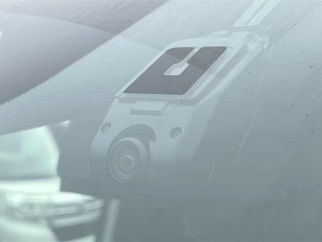 ホンダ ステップワゴン スパーダ eHEV プレミアムライン 千葉県 2024(令6)年 0.6万km プラチナホワイトパール ワンオーナー/純正11インチナビ/フルセグTV/Bluetoothオーディオ接続/DVD再生可能/USB / USB-C接続/純正15インチフリップダウンモニター/全周囲カメラ/ブラインドスポットモニター/両側パワースライドドア/パワーバックドア/LEDヘッドライト/スマートキー/ハーフレザーシート/1列目2列目シートヒーター/社外18インチアルミホイール/フロアマット/前後ドラレコ（DRH-224SD）/Honda SENSING/●衝突軽減ブレーキ（CMBS）/●誤発進抑制機能/●後方誤発進抑制機能/●近距離衝突軽減ブレーキ/●歩行者事故低減ステアリング/●路外逸脱抑制機能/●渋滞追従機能付アダプティブクルーズコントロール（ACC）●車線維持支援システム（LKAS）/●トラフィックジャムアシスト（渋滞運転支援機能）/●先行車発進お知らせ機能/●標識認識機能/●オートハイビーム/●アダプティブドライビングビーム/スペアキー/保証書/取扱説明書