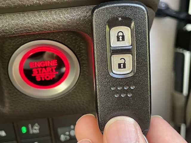 ホンダ Ｎ ＷＧＮ L ホンダセンシング 長崎県 2022(令4)年 3万km プレミアムアイボリーパールⅡ 純正ナビ/【CD/DVD/BT/ワンセグTV】/バックカメラ/コーナーセンサー/ビルトインETC/純正ドライブレコーダー（前後）/オートライト/スマートキー/社外フロアマット/保証書/取扱説明書