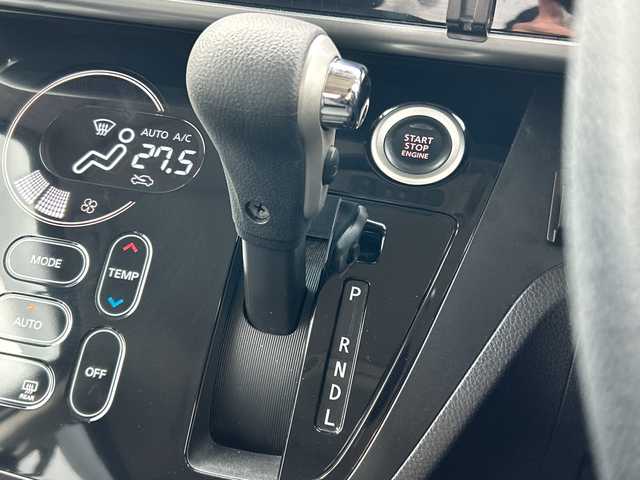 日産 デイズ ルークス ハイウェイスター Gターボ 富山県 2018(平30)年 3.9万km スパークリングレッド/ブラック 禁煙車/ディーラーオプションナビ/型式：MM318D-W/【フルセグTV/CD/DVD/Bluetooth/SD/AUX】/全方位モニター/バックカメラ/プッシュスタート/スマートキー×２/両側パワースライドドア/クルーズコントロール/純正アルミホイール/純正フロアマット/Ｃｌａｚｚｉｏシートカバー/ＥＴＣ/ドライブレコーダー/コーナーセンサー