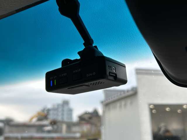 日産 デイズ ルークス ハイウェイスター Gターボ 富山県 2018(平30)年 3.9万km スパークリングレッド/ブラック 禁煙車/ディーラーオプションナビ/型式：MM318D-W/【フルセグTV/CD/DVD/Bluetooth/SD/AUX】/全方位モニター/バックカメラ/プッシュスタート/スマートキー×２/両側パワースライドドア/クルーズコントロール/純正アルミホイール/純正フロアマット/Ｃｌａｚｚｉｏシートカバー/ＥＴＣ/ドライブレコーダー/コーナーセンサー