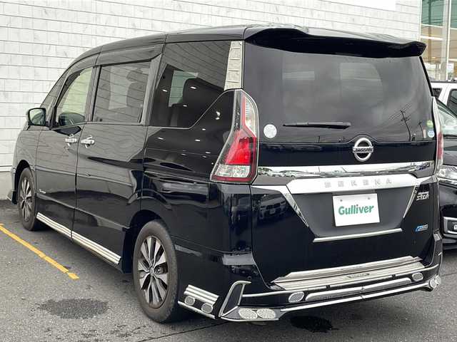 日産 セレナ ハイウェイスター 茨城県 2016(平28)年 8万km ダイヤモンドブラック エマージェンシーブレーキ/プロパイロット /純正フリップダウンモニター/純正ナビ/　　CD/DVD/BD/BT/フルセグ/アラウンドビューモニター/両側パワースライドドア /インテリジェントクルーズコントロール/社外LEDライト/オートライト/純正16インチアルミホイール/電子パーキングブレーキ/ブレーキホールド/インテリジェントルームミラー/アイドリングストップ/クリアランスソナー /ヘッドライトレベライザー/スマートキー/ETC