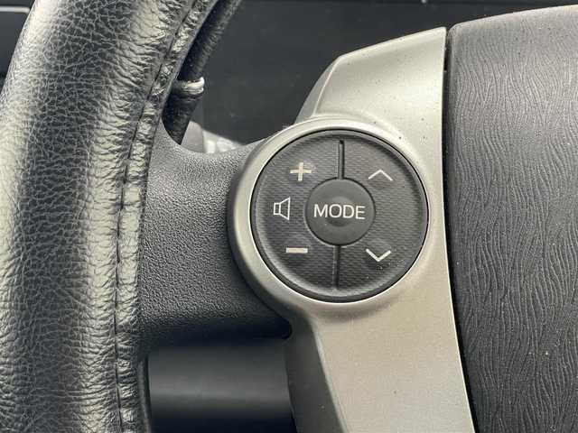 トヨタ アクア S 茨城県 2014(平26)年 9.1万km ライムホワイトパールクリスタルシャイン (株)IDOMが運営する【じしゃロン水戸店】の自社ローン専用車両になりますこちらは現金またはオートローンご利用時の価格です。自社ローンご希望の方は別途その旨お申付け下さい/純正SDナビ(NSCP-W64)/　・ワンセグTV/　・Bluetooth/バックカメラ/ETC/プッシュスタート/スマートキー/ステアリングリモコン/ライトレベライザー/オートライト/ECO・EVモード/ウインカーミラー/純正フロアマット/ドアバイザー