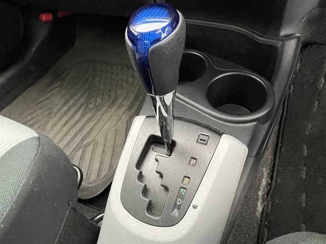 トヨタ アクア S 茨城県 2014(平26)年 9.1万km ライムホワイトパールクリスタルシャイン (株)IDOMが運営する【じしゃロン水戸店】の自社ローン専用車両になりますこちらは現金またはオートローンご利用時の価格です。自社ローンご希望の方は別途その旨お申付け下さい/純正SDナビ(NSCP-W64)/　・ワンセグTV/　・Bluetooth/バックカメラ/ETC/プッシュスタート/スマートキー/ステアリングリモコン/ライトレベライザー/オートライト/ECO・EVモード/ウインカーミラー/純正フロアマット/ドアバイザー