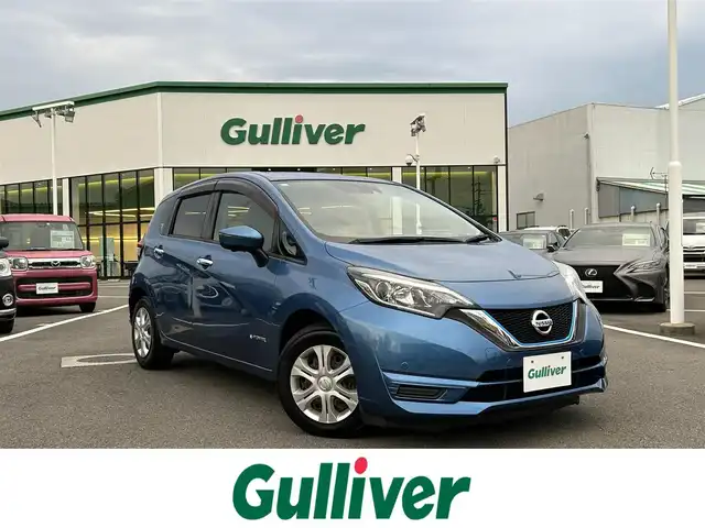 日産 ノート e－パワー X 愛媛県 2016(平28)年 6.2万km シャイニングブルー 純正ナビ（MJ321D-W）/CD/DVD/TV/BT/全方位カメラ/ETC/ナビ連動ドライブレコーダー/エマージェンシーブレーキ/踏み間違い防止装置/レーンキープアシスト/前後コーナーセンサー/デジタルインナーミラー/オートライト/LEDヘッドライト/スマートキー/オートエアコン/純正フロアマット