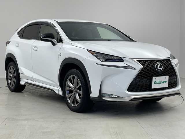 レクサス ＮＸ 300h Fスポーツ 茨城県 2016(平28)年 10.9万km ホワイトノーヴァガラスフレーク 純正ナビ　バックカメラ　サイドカメラ　フルセグTV　パワーシート　シートヒーター　エアシート　ステアリングヒーター　パワーバックドア　クルーズコントロール　純正ドライブレコーダー　ＥＴＣ２．０　エアロ／サイド・リア　純正フロアマット　純正ドアバイザー　