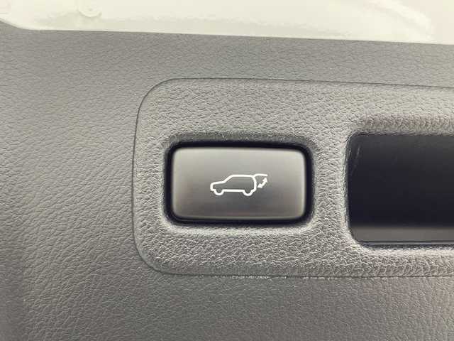 レクサス ＮＸ 300h Fスポーツ 茨城県 2016(平28)年 10.9万km ホワイトノーヴァガラスフレーク 純正ナビ　バックカメラ　サイドカメラ　フルセグTV　パワーシート　シートヒーター　エアシート　ステアリングヒーター　パワーバックドア　クルーズコントロール　純正ドライブレコーダー　ＥＴＣ２．０　エアロ／サイド・リア　純正フロアマット　純正ドアバイザー　