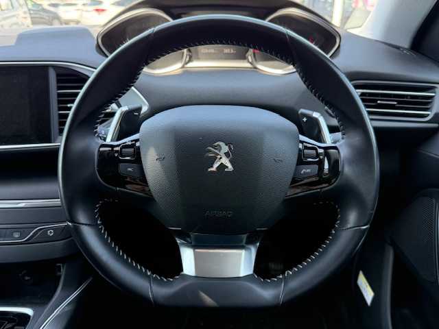 プジョー ３０８ SW アリュール ブルーHDi 長野県 2020(令2)年 2.9万km 青 バックカメラ　/プッシュスタート　/ETC　/ラジオ　/ドライブレコーダー　/ステアリングスイッチ　/LEDヘッドライト　/横滑り防止　/コーナーセンサー/サマータイヤ車載