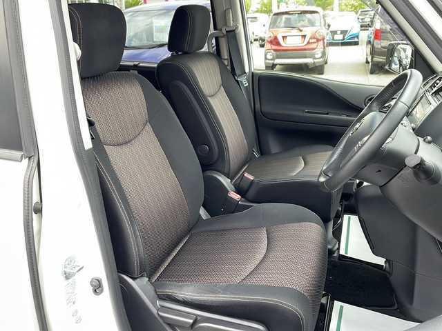 日産 セレナ ハイウェイスター Vエアロ+Safty 山形県 2015(平27)年 7.8万km ブリリアントホワイトパール 純正SDナビ(AM/FM/TV/CD/DVD/BT)/フルセグTV/バックカメラ/アラウンドビューモニター/ETC/両側パワースライドドア/エマージェンシーブレーキ/レーンキープアシスト/ドライブレコーダー前後/クルーズコントロール/横滑り防止装置/コーナーセンサー前後/アイドリングストップ/WAC/純正フロアマット/スマートキー/プッシュスタート/LEDヘッドライト