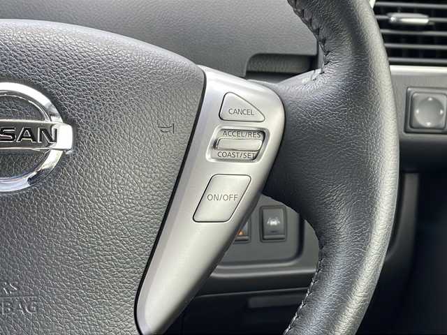 日産 セレナ ハイウェイスター Vエアロ+Safty 山形県 2015(平27)年 7.8万km ブリリアントホワイトパール 純正SDナビ(AM/FM/TV/CD/DVD/BT)/フルセグTV/バックカメラ/アラウンドビューモニター/ETC/両側パワースライドドア/エマージェンシーブレーキ/レーンキープアシスト/ドライブレコーダー前後/クルーズコントロール/横滑り防止装置/コーナーセンサー前後/アイドリングストップ/WAC/純正フロアマット/スマートキー/プッシュスタート/LEDヘッドライト