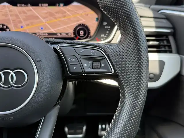 アウディ Ａ５ SB 45TFSIクワトロ スポーツ 静岡県 2020(令2)年 4.4万km グレイシアホワイトメタリック Sラインパッケージ/ハーフレザーシート/マトリクLEDヘッドライト/バーチャルコックピット/BSM/電動リアゲート/MMI/(CD/DVD/Bluetooth/フルセグ)/衝突被害軽減システム/360°カメラ/アダプティブクルーズコントロール/レーンキープアシスト/パーキングアシスト/メモリー付パワーシート/シートヒーター /アドバンストキー/ドライブレコーダー/ETC2.0/純正フロアマット/純正18インチアルミホイール/取扱説明書/スペアキー
