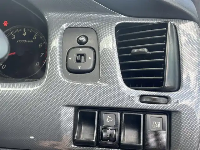 マツダ ＭＰＶ エアロリミックス 群馬県 2005(平17)年 12.2万km サンライトシルバーメタリック 革巻きステア/両側パワースライドドア/HIDヘッドライト/ETC/ヘッドライトレベライザー/ドアバイザー/電動格納ミラー/キーレス×２/整備手帳、取説