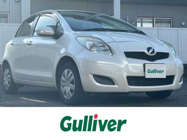 トヨタ ヴィッツ F リミテッドⅡ 愛知県 2011(平23)年 9.7万km ホワイトパールクリスタルシャイン 純正SDナビ(FM/AM/CD/DVD/AUX/ワンセグ)/バックカメラ/特別仕様車/ドライブレコーダー/電動格納ミラー/純正フロアマット/プッシュスタート/スマートキー/ABS/取扱説明書・保証書