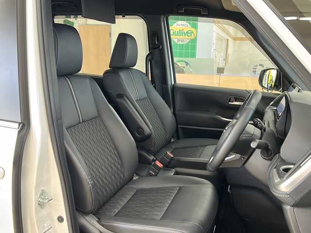 トヨタ ノア S－Z 道央・札幌 2023(令5)年 1.1万km ホワイトパールクリスタルシャイン ・ワンオーナー/・4WD/・寒冷地仕様/・純正ナビ/フルセグTV/DVD/CD/BT/・Miracast/・バックカメラ/・リヤフリップダウンモニター/・両側パワースライドドア/・ドライブレコーダー/・プリクラッシュセーフティ/・レーダークルーズコントロール/・レーンディパーチャーアラート/・ブラインドスポットモニター/・プロアクティブドライビングアシスト/・クリアランスソナー/・リヤクロストラフィックアラート/・パーキングサポートブレーキ/・安心降車アシスト/・ロードサインアシスト/・オートマチックハイビーム/・ワイパーデアイサー/・ビルトインETC/・ハーフレザーシート/・前席シートヒーター/・LEDヘッドライト/・LEDフォグ/・横滑り防止/・プッシュスタート/・スマートキー/・ドアバイザー/・夏タイヤ社外16インチAW積込