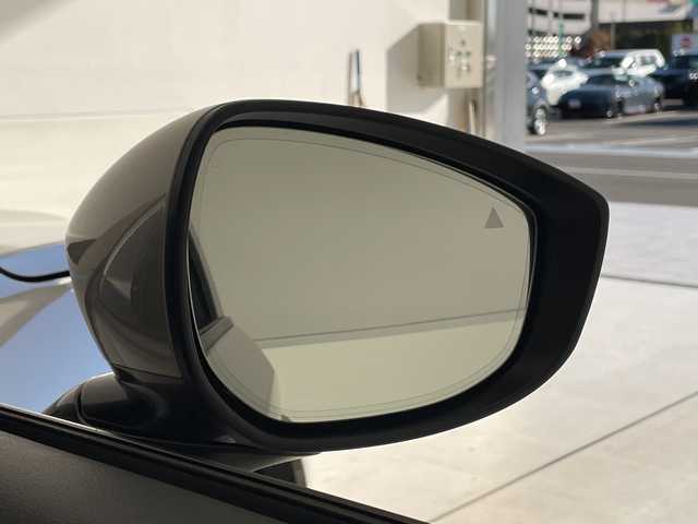 マツダ ＣＸ－６０ XD HV エクスクルーシブモダン 愛知県 2023(令5)年 1.8万km プラチナクォーツメタリック アクティブセンス　/ＢＯＳＥサウンド　/純正１２．３インチＤＡナビ　/全方位カメラ　/白革/レーダークルコン　/シートヒーター　/エアシート　/電動リヤゲート　/パワーシート　/ＨＵＤ　/コーナーセンサー　/４ＷＤ　/純正ＡＷ　/ＢＳＭ/LEDヘッド　/ステアリングヒーター　/オートマチックハイビーム/前後ドラレコ/ステアリングスイッチ　/スマートキー/プッシュスタート