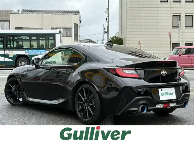 トヨタ ＧＲ８６ RZ 三重県 2022(令4)年 0.8万km クリスタルブラックシリカ SRADレーシングマフラー/ＨＫＳハイパーマックス車高調/トヨタ純正9インチナビ/　・フルセグＴＶ/　・Bluetooth/　・ＤＶＤ再生　　/　・録音/バックカメラ/クルーズコントロール/スマートキーｘ２/プッシュスタート/Ｄ・Ｎ席シートヒーター/ステアリングスイッチ/ドライブレコーダー（前後）/電動格納ミラー/ETC/純正フロアマット/横滑り防止機能