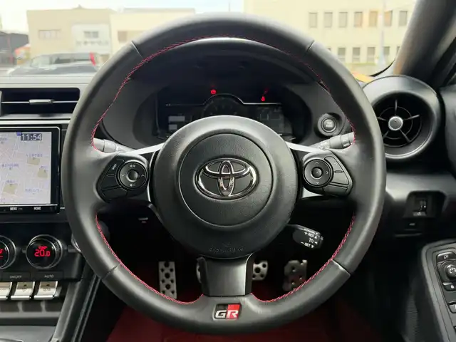 トヨタ ＧＲ８６ RZ 三重県 2022(令4)年 0.8万km クリスタルブラックシリカ SRADレーシングマフラー/ＨＫＳハイパーマックス車高調/トヨタ純正9インチナビ/　・フルセグＴＶ/　・Bluetooth/　・ＤＶＤ再生　　/　・録音/バックカメラ/クルーズコントロール/スマートキーｘ２/プッシュスタート/Ｄ・Ｎ席シートヒーター/ステアリングスイッチ/ドライブレコーダー（前後）/電動格納ミラー/ETC/純正フロアマット/横滑り防止機能