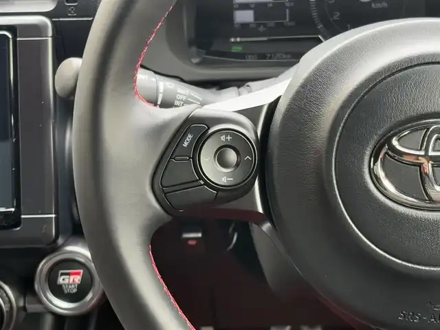 トヨタ ＧＲ８６ RZ 三重県 2022(令4)年 0.8万km クリスタルブラックシリカ SRADレーシングマフラー/ＨＫＳハイパーマックス車高調/トヨタ純正9インチナビ/　・フルセグＴＶ/　・Bluetooth/　・ＤＶＤ再生　　/　・録音/バックカメラ/クルーズコントロール/スマートキーｘ２/プッシュスタート/Ｄ・Ｎ席シートヒーター/ステアリングスイッチ/ドライブレコーダー（前後）/電動格納ミラー/ETC/純正フロアマット/横滑り防止機能