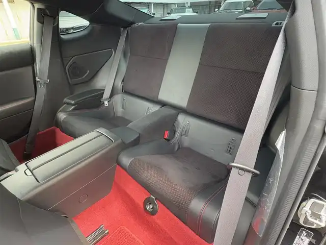 トヨタ ＧＲ８６ RZ 三重県 2022(令4)年 0.8万km クリスタルブラックシリカ SRADレーシングマフラー/ＨＫＳハイパーマックス車高調/トヨタ純正9インチナビ/　・フルセグＴＶ/　・Bluetooth/　・ＤＶＤ再生　　/　・録音/バックカメラ/クルーズコントロール/スマートキーｘ２/プッシュスタート/Ｄ・Ｎ席シートヒーター/ステアリングスイッチ/ドライブレコーダー（前後）/電動格納ミラー/ETC/純正フロアマット/横滑り防止機能