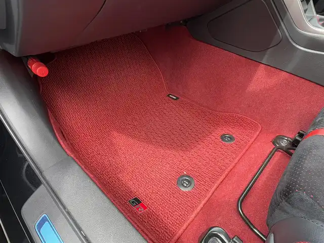 トヨタ ＧＲ８６ RZ 三重県 2022(令4)年 0.8万km クリスタルブラックシリカ SRADレーシングマフラー/ＨＫＳハイパーマックス車高調/トヨタ純正9インチナビ/　・フルセグＴＶ/　・Bluetooth/　・ＤＶＤ再生　　/　・録音/バックカメラ/クルーズコントロール/スマートキーｘ２/プッシュスタート/Ｄ・Ｎ席シートヒーター/ステアリングスイッチ/ドライブレコーダー（前後）/電動格納ミラー/ETC/純正フロアマット/横滑り防止機能