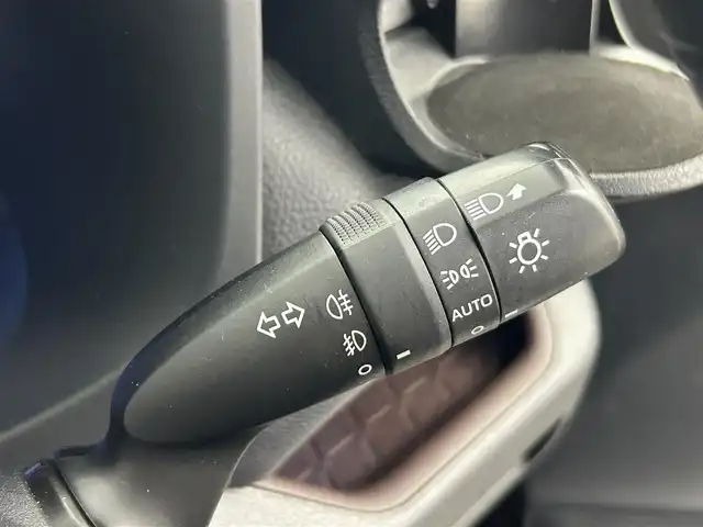 トヨタ ＲＡＶ４ ハイブリッドG 道央・札幌 2019(令1)年 7万km アティチュードブラックマイカ ・４WD/・寒冷地仕様/・TRDエアロ/・RSR車高調/・純正ナビ/　CD/DVD/SD/BT/フルセグ/・バックカメラ/・プレミアムサウンド8chスピーカー＆ダブルツィーターシステム/・ビルトインETC/・前後ドライブレコーダー/・トヨタセーフティセンス/・プリクラッシュセーフティ/・レーダークルーズコントロール/・レーンキープアシスト/・オートハイビーム/・クリアランスソナー/・BSM/・RCTA/・RSA/・パワーバックドア/・レザーシート/・D席パワーシート/・前席シートヒーター/・ステアリングヒーター/・ステアリングスイッチ/・LEDヘッドライト/・フォグライト/・オートライト/・純正フロアマット/・ドアバイザー/・ノーマルサス積込