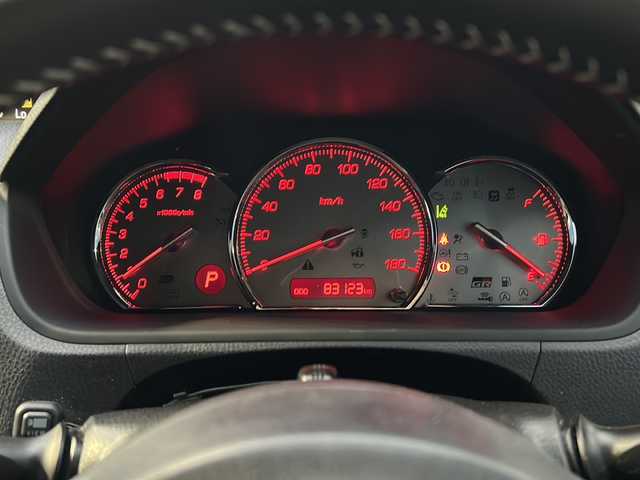 トヨタ ノア Si GRスポーツ 山口県 2018(平30)年 8.4万km ブラッキッシュアゲハガラスフレーク ワンオーナー　/セーフティセンス　/衝突被害軽減ブレーキ/車線逸脱警報/レーダークルーズコントロール/オートマチックハイビーム/標識認識機能/先行車発進お知らせ機能/両側パワースライドドア　/バックカメラ　/デジタルインナーミラー　/純正９インチナビ　/AM/FM/CD/DVD/Bluetooth/フルセグTV　/ＬＥＤヘッド＆フォグライト　/純正フロアマット　　/ドラレコ　/ＥＴＣ