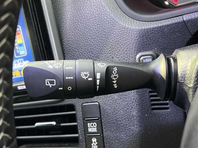 トヨタ ノア Si GRスポーツ 山口県 2018(平30)年 8.4万km ブラッキッシュアゲハガラスフレーク ワンオーナー　/セーフティセンス　/衝突被害軽減ブレーキ/車線逸脱警報/レーダークルーズコントロール/オートマチックハイビーム/標識認識機能/先行車発進お知らせ機能/両側パワースライドドア　/バックカメラ　/デジタルインナーミラー　/純正９インチナビ　/AM/FM/CD/DVD/Bluetooth/フルセグTV　/ＬＥＤヘッド＆フォグライト　/純正フロアマット　　/ドラレコ　/ＥＴＣ